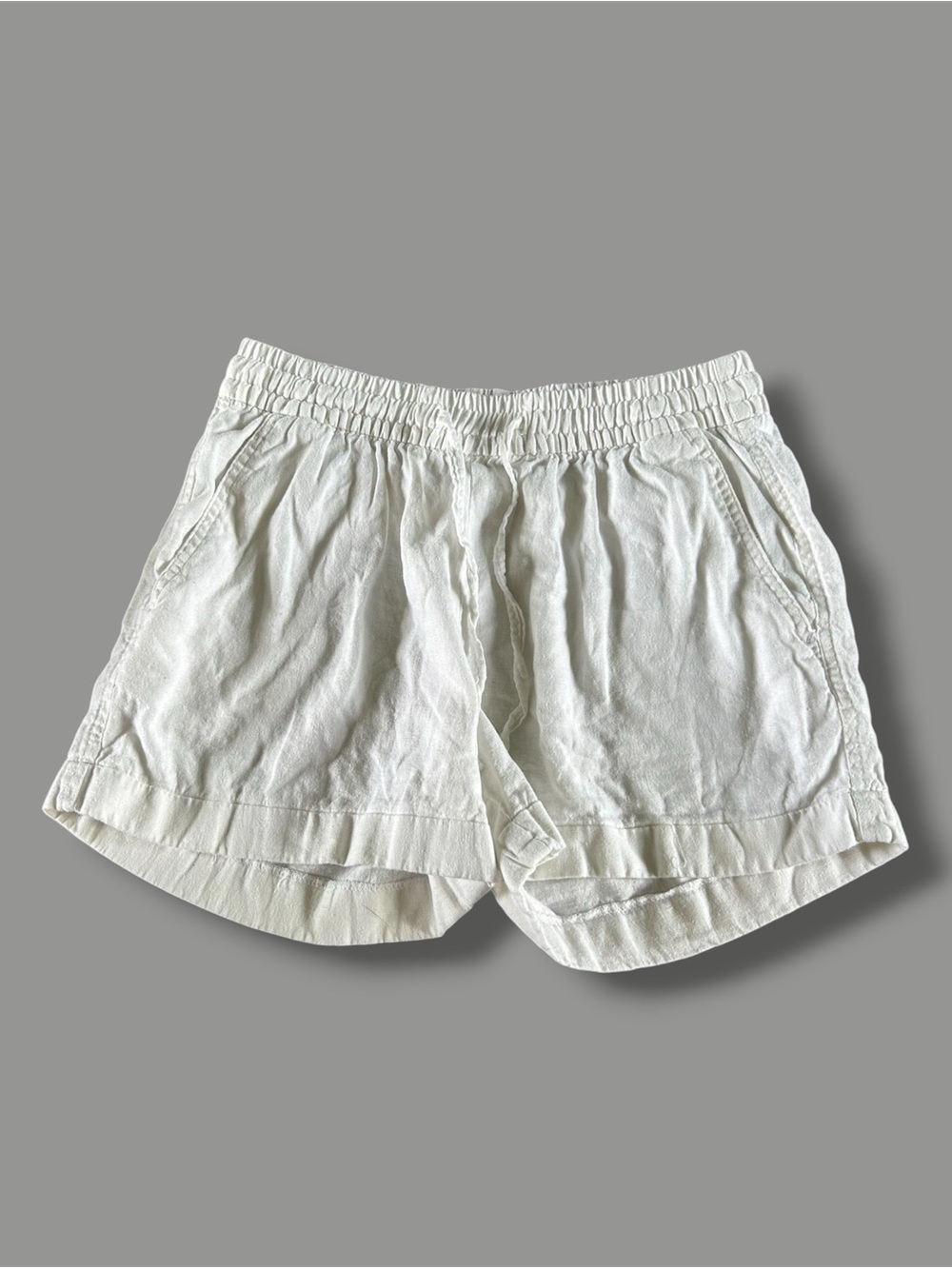 [Old Navy] White Linen Blend Shorts